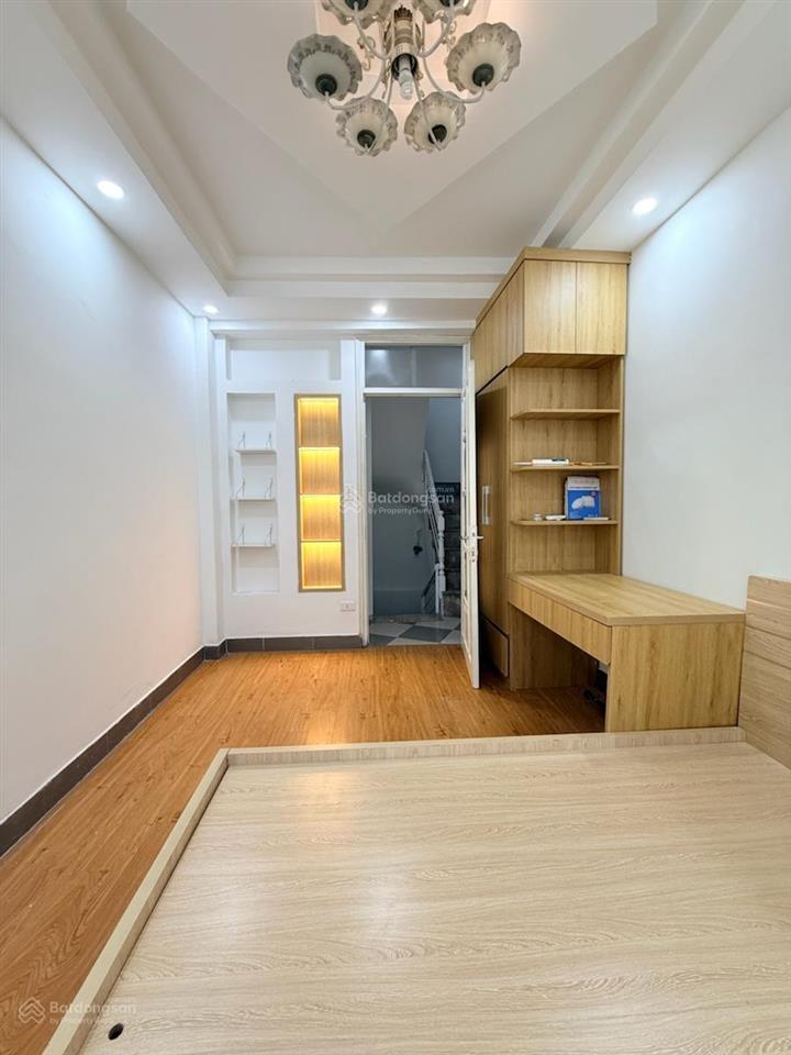 Hiếm! cự lộc, nhà đẹp mới, lô góc 2 mặt ngõ, 25m ra ô tô, full nội thất, 4t, 3pn, giá 6,3tỷ