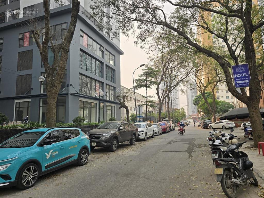 Cho thuê 153m2 tầng 2 mặt bằng thương mại khối đế chung cư athena pháp vân
