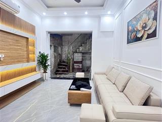 Nhà đón tết phố thịnh hào 2 gần otô 30m ra phố xây mới 5t tặng nội thất ở sướng 33m2 giá 7.9ty