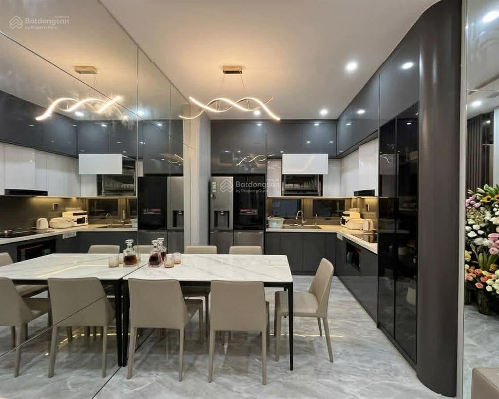 Chủ mót bán, lô góc 2 thoáng nguyễn lương bằng, ngõ ô tô, 30m ra mặt phố, 41m2*5t full nội thất