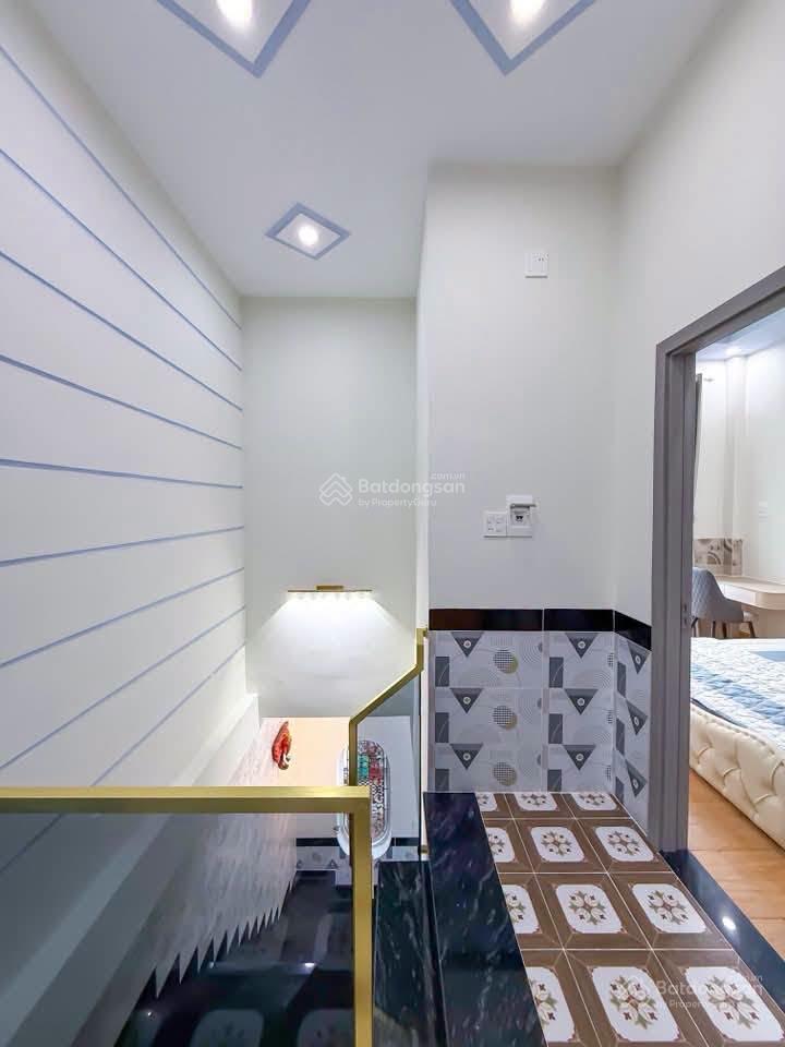 Bán nhà nguyễn thị thập cạnh lotte him lam ngang 5x18m nhà mới 3 tầng 4 phòng ngủ chỉ 7.6 tỷ tl