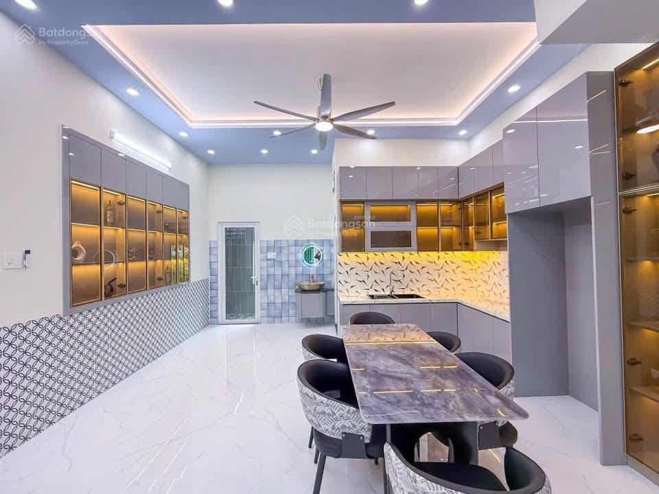 Bán nhà nguyễn thị thập cạnh lotte him lam ngang 5x18m nhà mới 3 tầng 4 phòng ngủ chỉ 7.6 tỷ tl