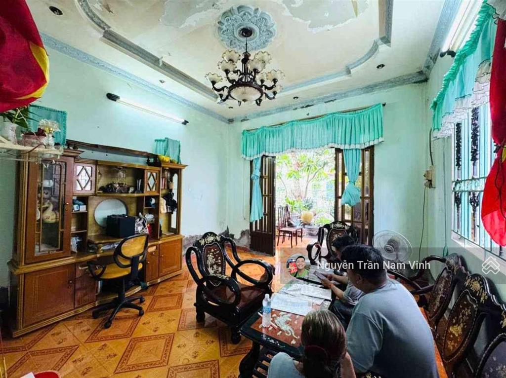 Bán nhà riêng quận 7 ngang 10m diện tích lớn 225m2 phù hợp xây biệt thự nghỉ dưỡng, căn hộ dịch vụ