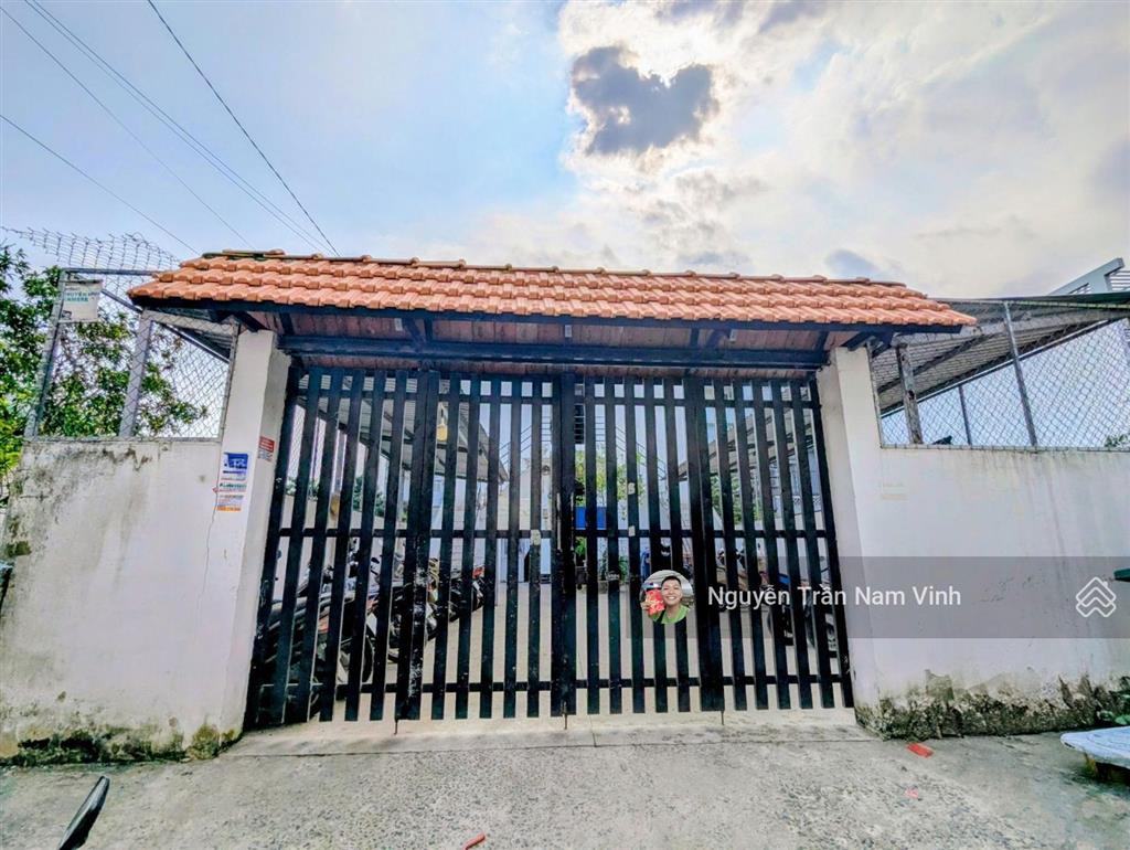 Bán nhà khu eco green hoàn cầu 291m2 ngang 8m dài 36m sẵn 20 phòng trọ dòng tiền ổn định chỉ 24 tỷ