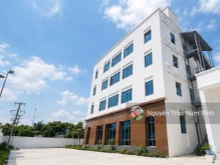 Bán nhà chdv lê văn lương nhà bè ngang 20mx30m sẵn tòa nhà 30 phòng dòng tiền 100tr/tháng chỉ 25 tỷ