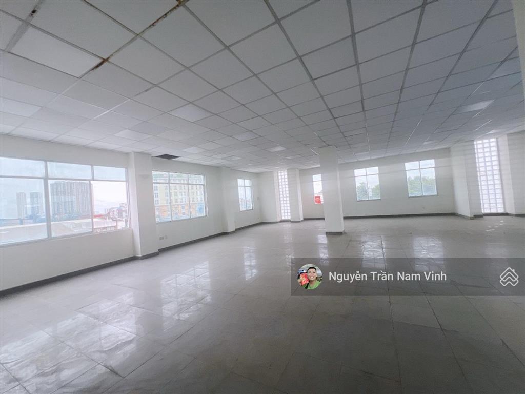 Bán nhà chdv lê văn lương nhà bè ngang 20mx30m sẵn tòa nhà 30 phòng dòng tiền 100tr/tháng chỉ 25 tỷ