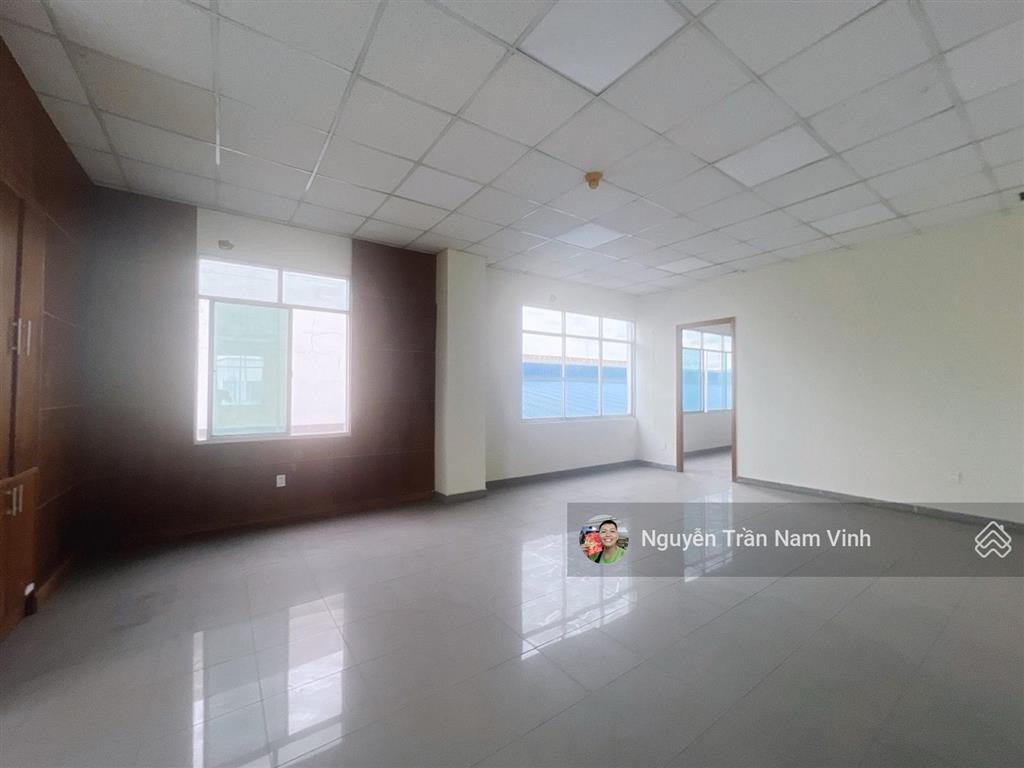 Bán nhà chdv lê văn lương nhà bè ngang 20mx30m sẵn tòa nhà 30 phòng dòng tiền 100tr/tháng chỉ 25 tỷ