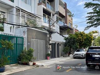 Bán nhà quận 7 đường lý phục man ngang 8m dài 17m với 136m2 đất thổ cư chỉ 11.5 tỷ tl chỉ 84tr/m2