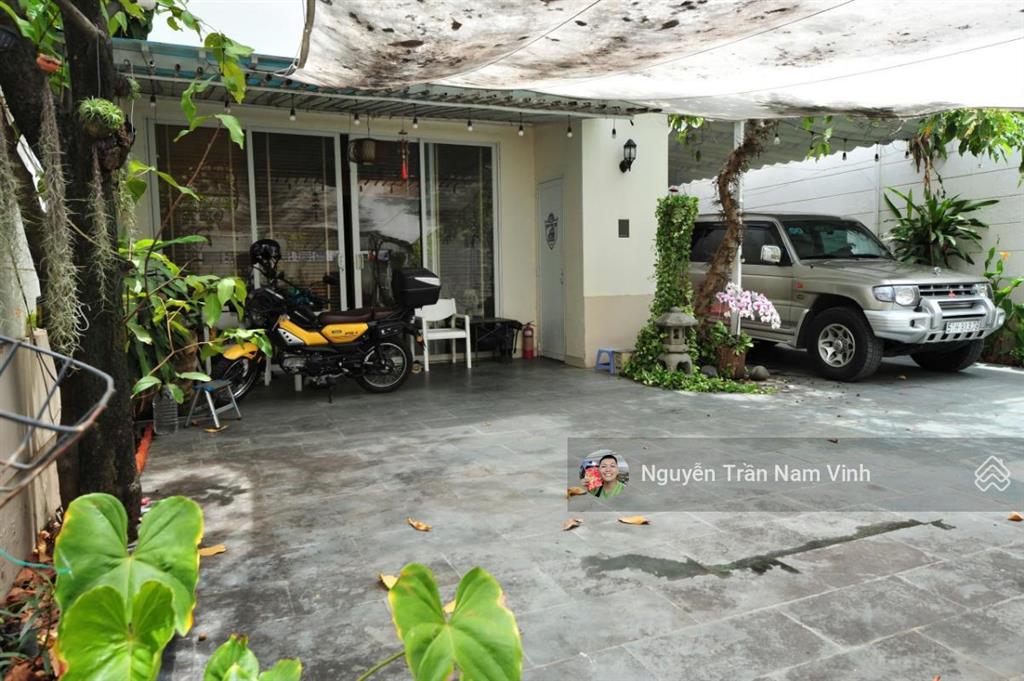 Bán nhà vườn phú mỹ hưng quận 7 ngang 10m dài 26,5m tổng 265m2 sẵn nhà kèm ô tô quay đầu trong sân