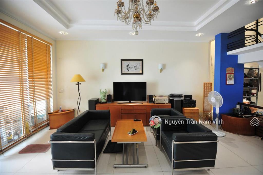 Bán nhà vườn phú mỹ hưng quận 7 ngang 10m dài 26,5m tổng 265m2 sẵn nhà kèm ô tô quay đầu trong sân