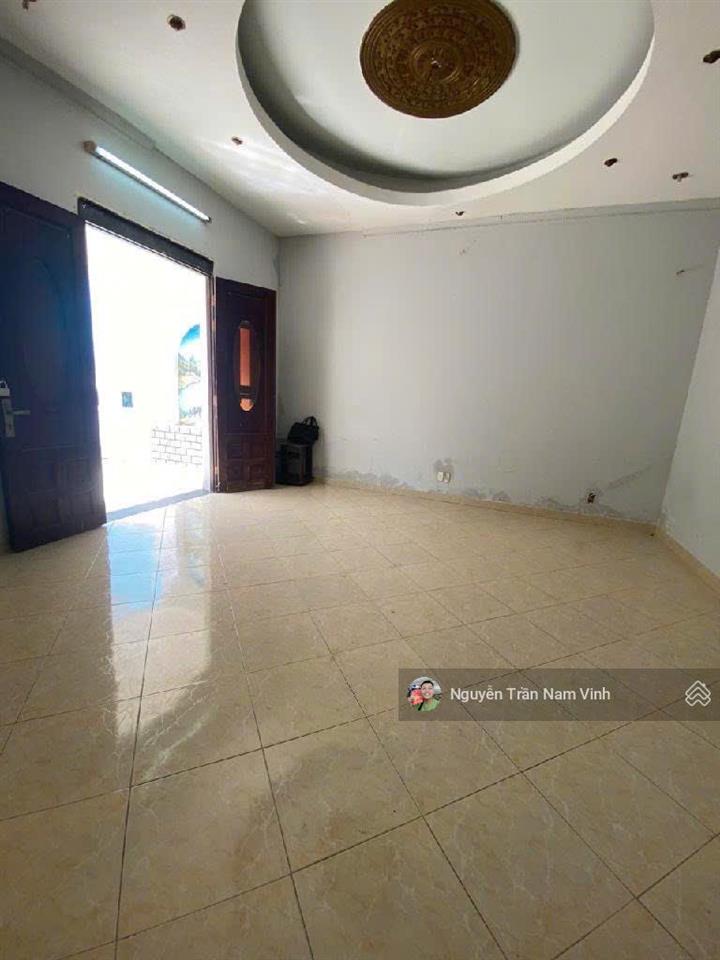 Bán nhà quận 7 lâm văn bền lotte ngang 6.5m x 18.4m nhà 2 tầng 4 phòng sân rộng để ô tô chỉ 8.3 tỷ