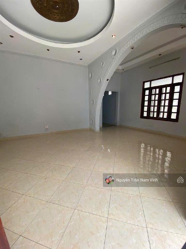 Bán nhà quận 7 lâm văn bền lotte ngang 6.5m x 18.4m nhà 2 tầng 4 phòng sân rộng để ô tô chỉ 8.3 tỷ