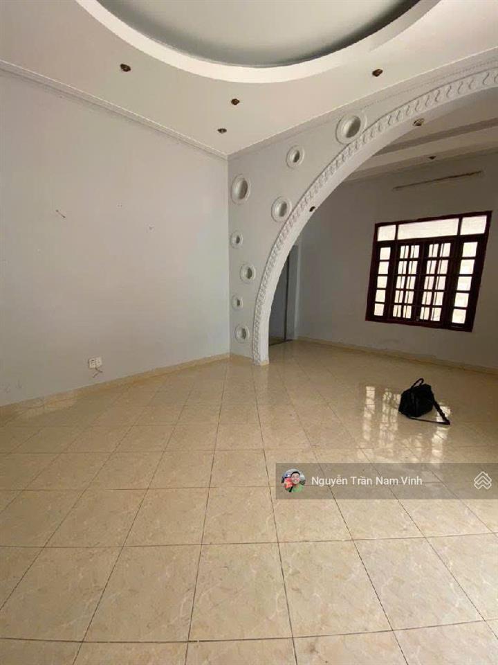 Bán nhà quận 7 lâm văn bền lotte ngang 6.5m x 18.4m nhà 2 tầng 4 phòng sân rộng để ô tô chỉ 8.3 tỷ