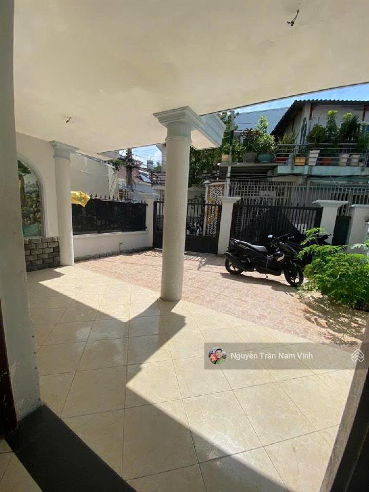 Bán nhà quận 7 lâm văn bền lotte ngang 6.5m x 18.4m nhà 2 tầng 4 phòng sân rộng để ô tô chỉ 8.3 tỷ