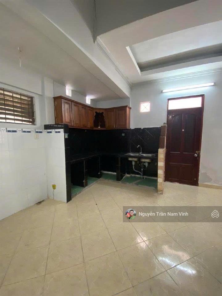 Bán nhà quận 7 lâm văn bền lotte ngang 6.5m x 18.4m nhà 2 tầng 4 phòng sân rộng để ô tô chỉ 8.3 tỷ