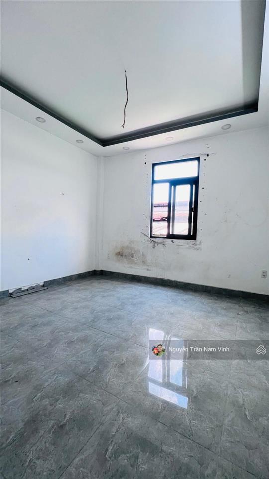 Bán nhà bùi văn ba ô tô đỗ khu chế xuất tân thuận nhà 3 tầng 4 phòng ngang 4,1m dài 17m chỉ 7,9 tỷ