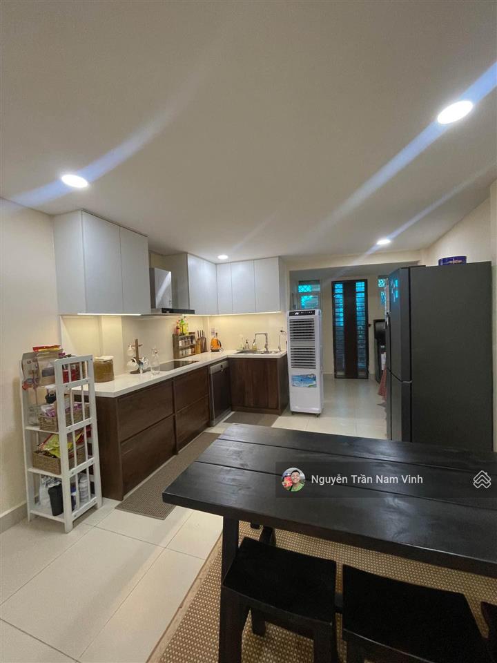 Bán nhà quận 7 cạnh nam long  phú mỹ hưng, ô tô đỗ cửa ngang 4m dài 20m, 3 tầng 4 phòng chủ 6,2 tỷ