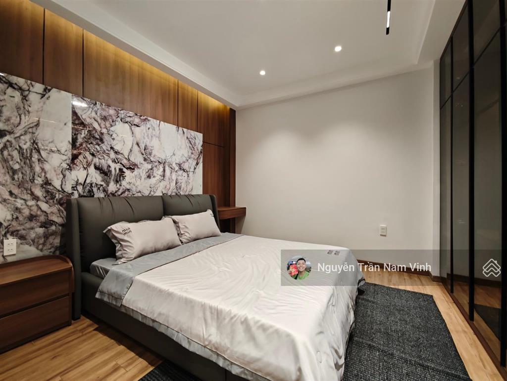 Bán nhà ô tô đỗ quận 7 cạnh phú mỹ hưng ngang 8m dài 10m nhà mới xây 4 tầng 4 phòng chỉ 8,7 tỷ tl