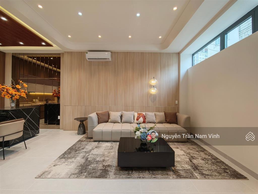 Bán nhà ô tô đỗ quận 7 cạnh phú mỹ hưng ngang 8m dài 10m nhà mới xây 4 tầng 4 phòng chỉ 8,7 tỷ tl