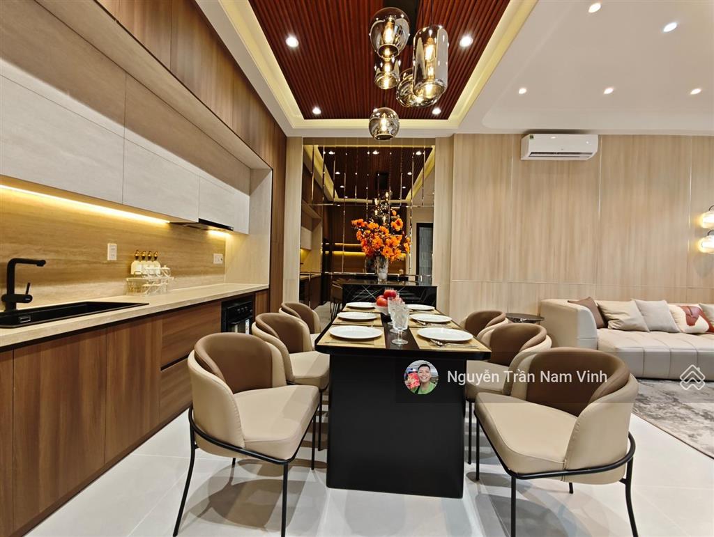 Bán nhà ô tô đỗ quận 7 cạnh phú mỹ hưng ngang 8m dài 10m nhà mới xây 4 tầng 4 phòng chỉ 8,7 tỷ tl