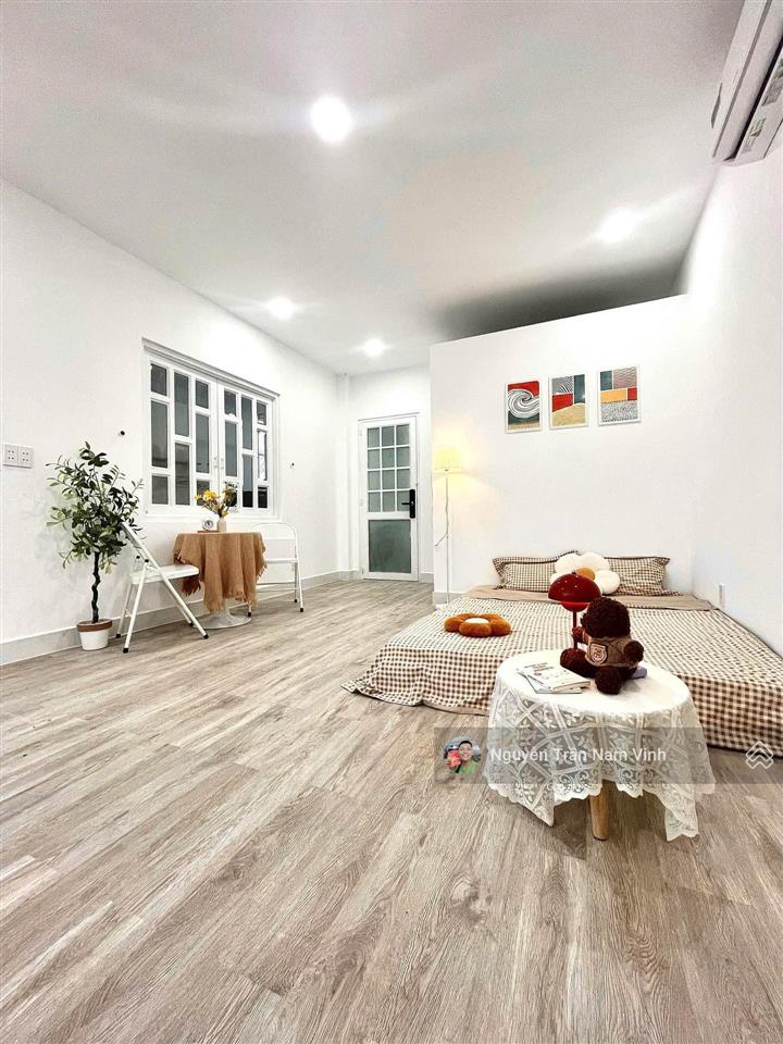Bán nhà sẵn dòng tiền quận 7 nhà 4 tầng 7 phòng full phòng 60tr/tháng cạnh quận 1 chỉ 8,2 tỷ tl