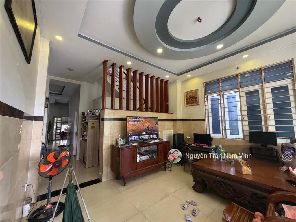 Bán nhà quận 7 đường số 79 tân quy ngang 5m dài 20m nhà 4 tầng 5 phòng ngủ gấp bán chỉ 9,5 tỷ tl
