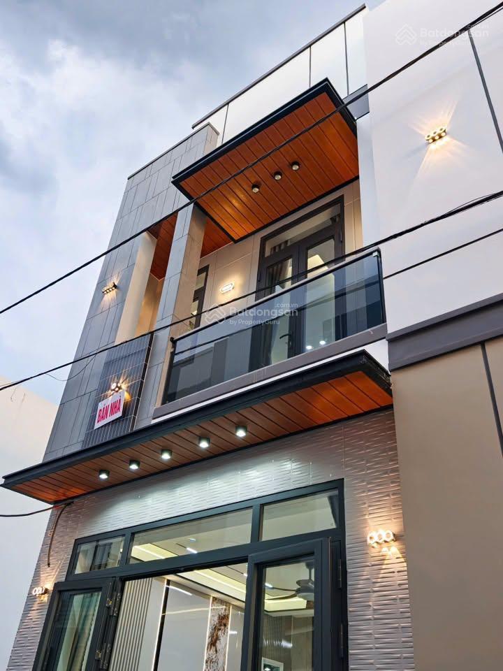 Bán nhà đường bùi văn ba cạnh phú mỹ hưng ngang 4m dài 12m 48m2 đủ nhà 2 tầng 3 phòng chỉ 4.5 tỷ tl