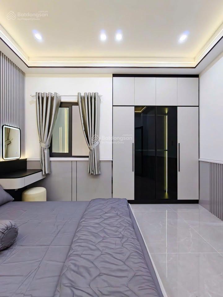Bán nhà đường bùi văn ba cạnh phú mỹ hưng ngang 4m dài 12m 48m2 đủ nhà 2 tầng 3 phòng chỉ 4.5 tỷ tl