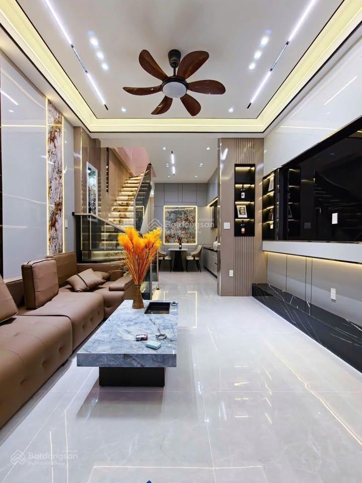 Bán nhà đường bùi văn ba cạnh phú mỹ hưng ngang 4m dài 12m 48m2 đủ nhà 2 tầng 3 phòng chỉ 4.5 tỷ tl