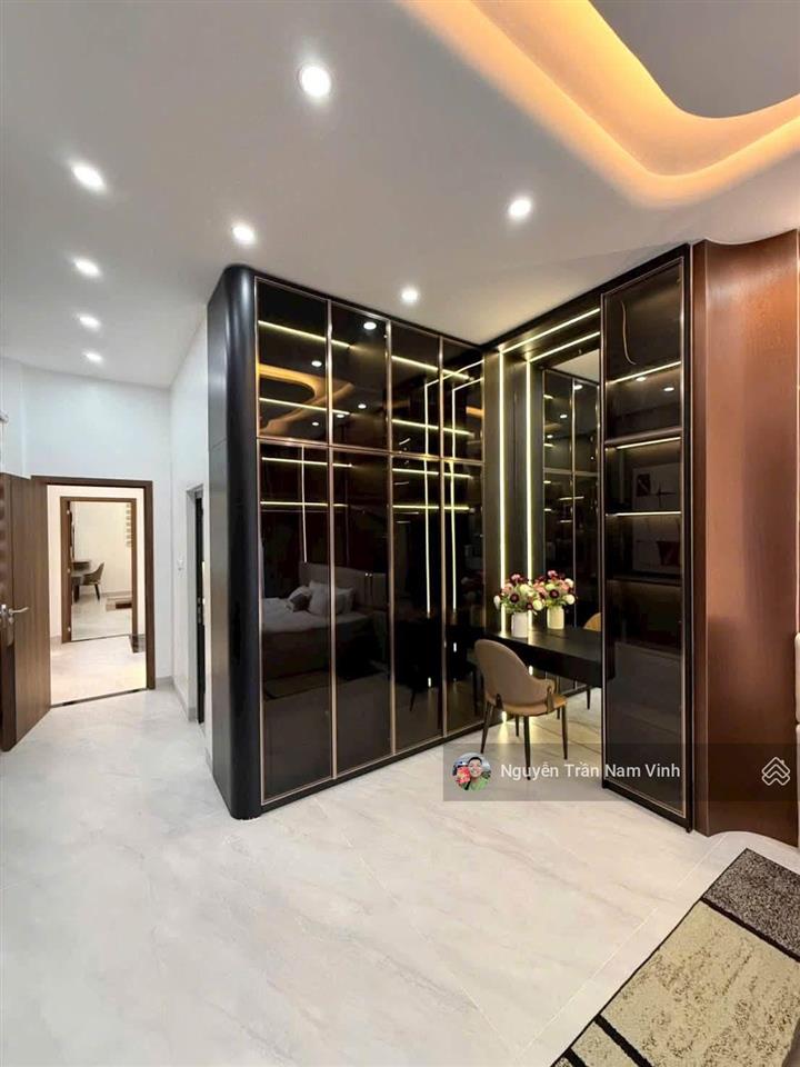 Bán nhà hẻm xe hơi nguyễn thị thập, lô góc 4m x 15m. hiếm trong tầm giá 6 tỷ hơn