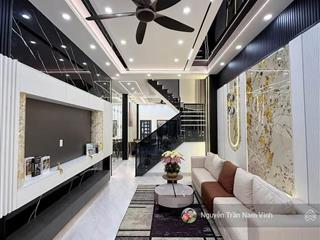 Bán nhà hẻm xe hơi nguyễn thị thập, lô góc 4m x 15m. hiếm trong tầm giá 6 tỷ hơn