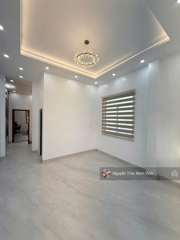 Bán nhà hẻm xe hơi nguyễn thị thập, lô góc 4m x 15m. hiếm trong tầm giá 6 tỷ hơn