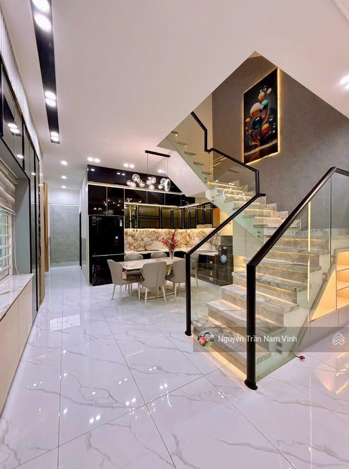 Bán nhà đường lê văn lương quận 7 tân hưng ngang 5m dài 16m nhà 3 tầng mới 4 phòng chỉ 7.9 tỷ tl
