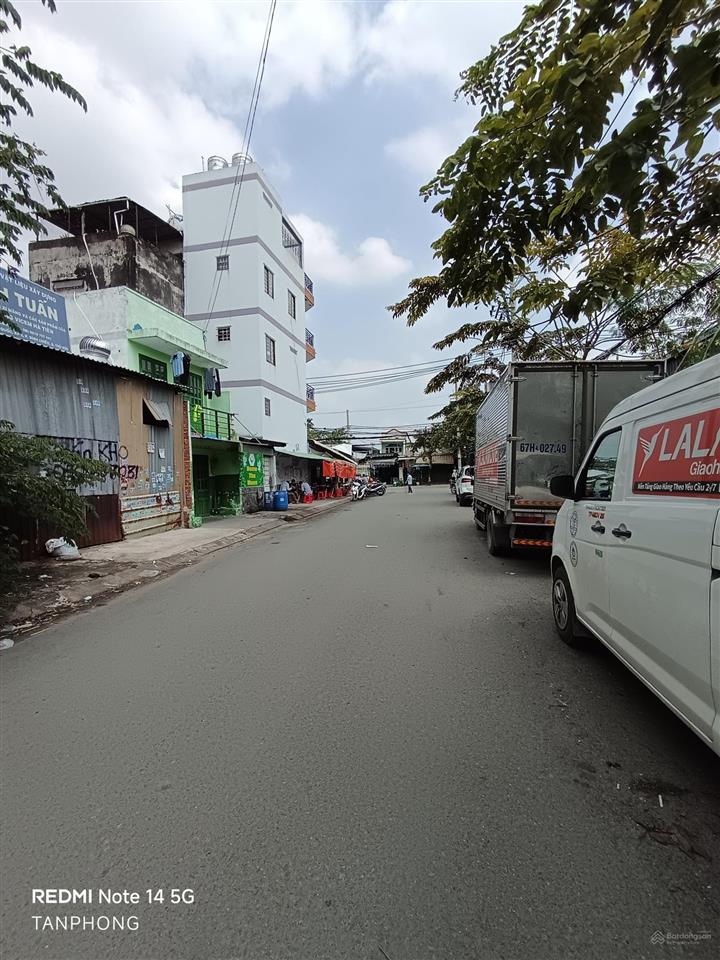 Nhà vừa ở vừa cho thuê, 2 mặt tiền rộng 16 mét, ngô chí quốc, thủ đức, 215m2 sàn