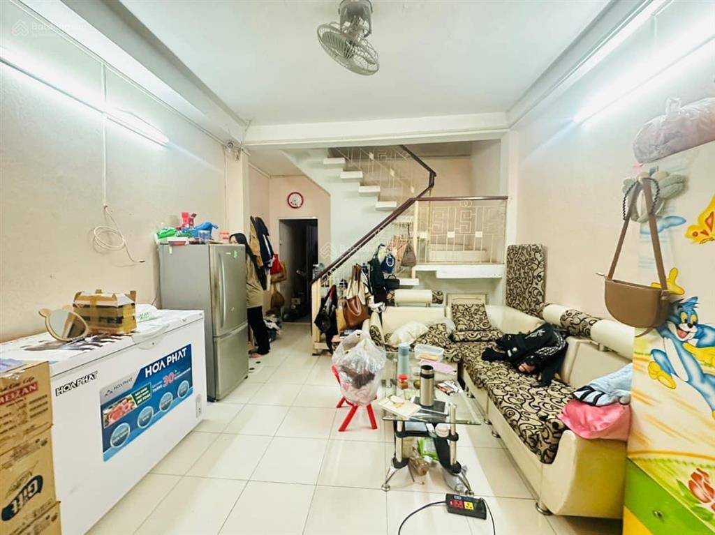 Bán nhà mặt tiền thới tam thôn, 150m², 2 tầng, xe công đậu cổng chuẩn lên phường