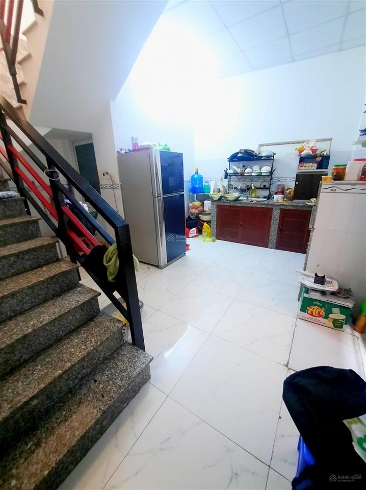 Bán nhà mặt tiền thới tam thôn 9  đường xe công  dtsd 150m  giá 5 tỷ