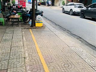 Cho thuê nhà phố mặt tiền  trần xuân hòa, quận 5 hồ chí minh