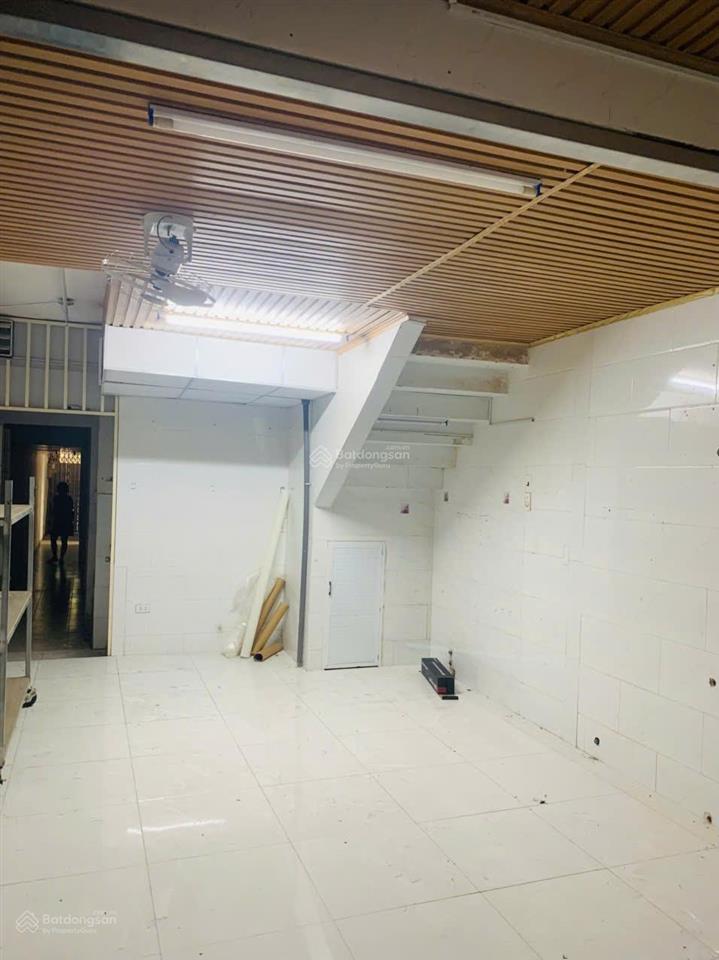 Cho thuê nhà phố mặt tiền  trần xuân hòa, quận 5 hồ chí minh