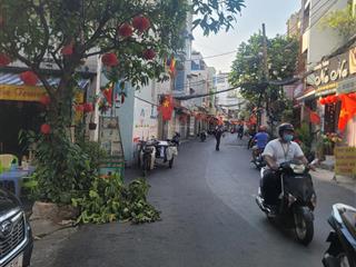 Bán nhà  chưa tới 150tr/m2 sở hữu gần 200m2 mặt tiền đường p11 gò vấp  5x37  5 tầng  tiện kd