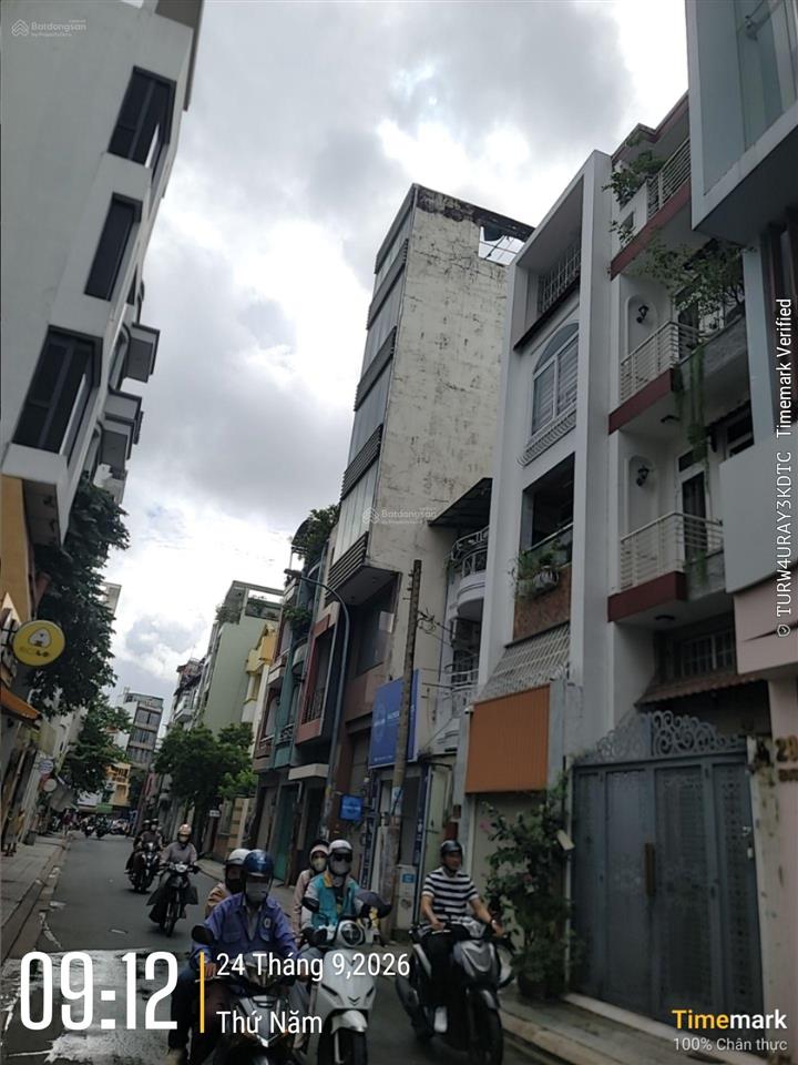 Bán nhà mặt tiền trung tâm q1  10.5x24m  tiện xây tòa nhà vp/ chdv/ khách sạn  giá chỉ 300tr/m2