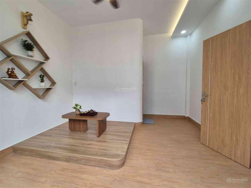 Nhà mới đẹp lung linh đầy đủ nội thất xịn xò 73m2,