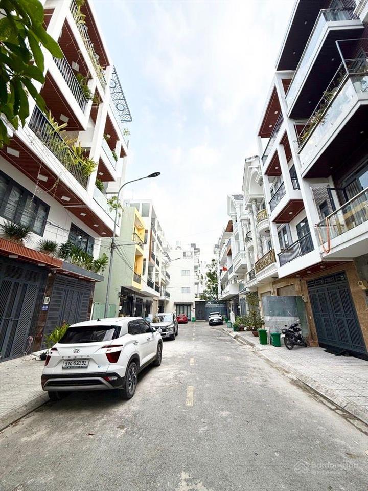 Siêu hiếm  chỉ hơn 6 tỷ  có thang máy  5 tầng mới xây  60m2 (4x15)  full nội thất 12m