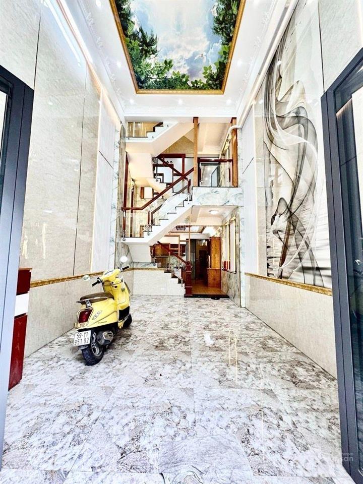 Siêu hiếm  chỉ hơn 6 tỷ  có thang máy  5 tầng mới xây  60m2 (4x15)  full nội thất 12m