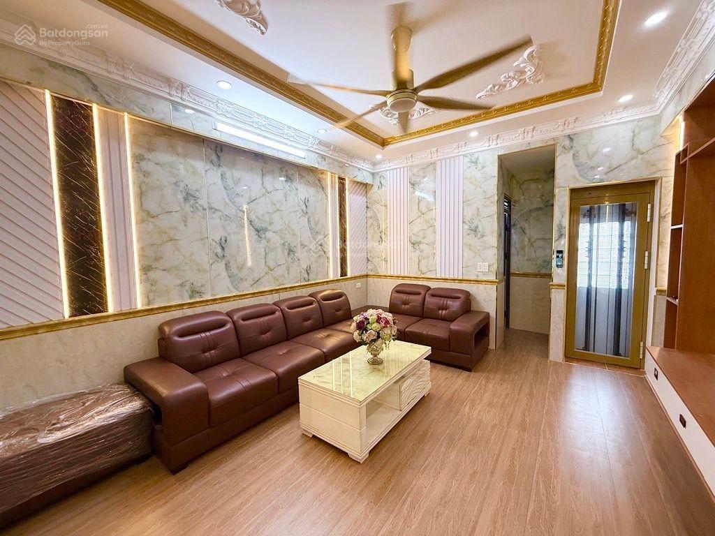 Siêu hiếm  chỉ hơn 6 tỷ  có thang máy  5 tầng mới xây  60m2 (4x15)  full nội thất 12m