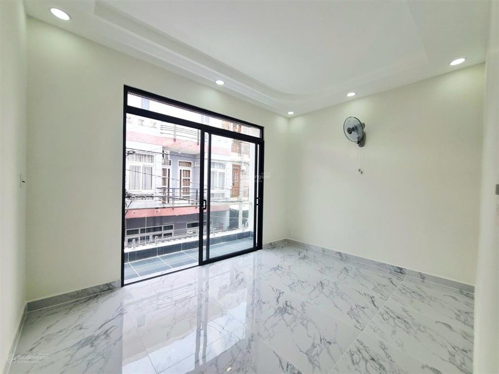 Nhà 2 tầng 77m2 huỳnh thị hai, đường xe hơi đổ cửa nhỉnh 3 tỷ hơn, thoáng mát