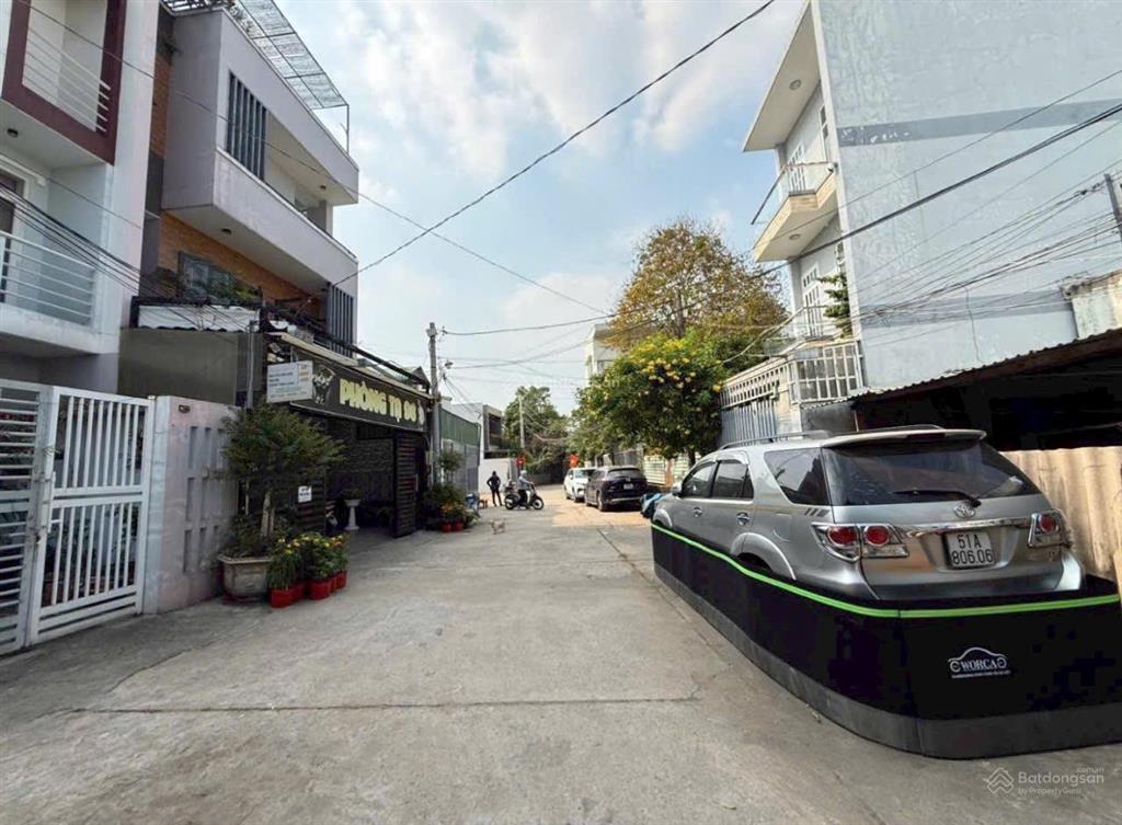 Bán đất 87m2 4,34x22m, linh chiểu, sát đh ngân hàng, hẻm 2 ô tô tránh nhau khu cao ráo