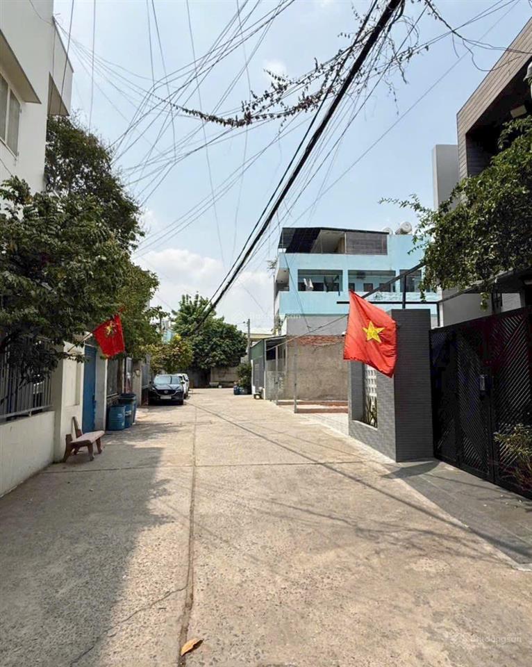 Bán đất 87m2 4,34x22m, linh chiểu, sát đh ngân hàng, hẻm 2 ô tô tránh nhau khu cao ráo