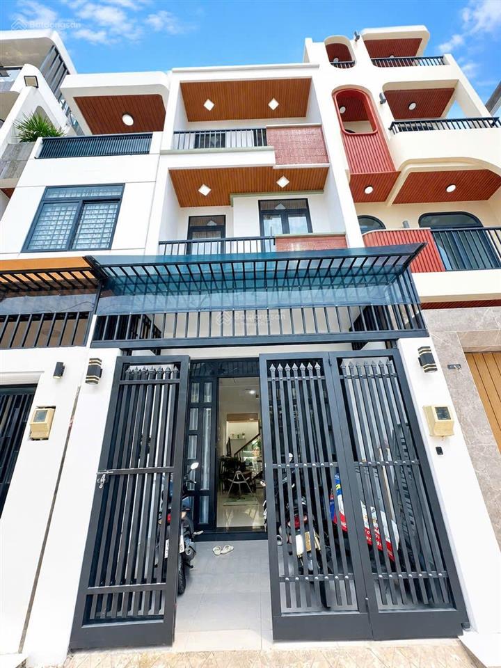 A nhà đẹp hẻm ô tô khu phân lô đường 7m nhà 3 tầng 3pn 55m2 chỉ 5,4 tỷ phạm văn đồng