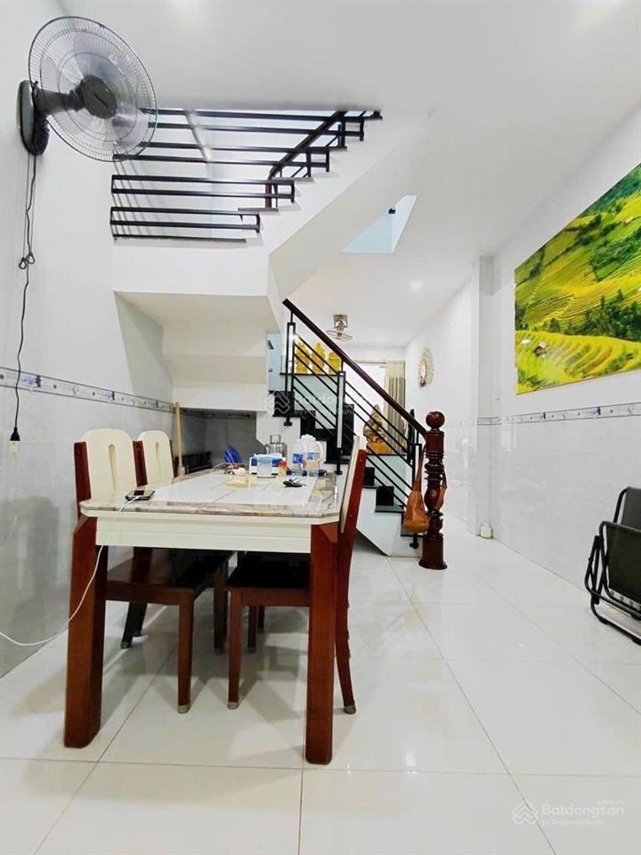 Bán nhà riêng tại lý thường kiệt, 5,4 tỷ, 36 m2, view đẹp, nhiều tiện ích
