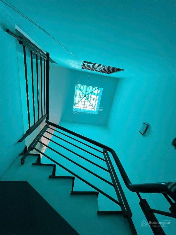 Bán nhà hxt lý thường kiệt, 9,5 tỷ, 53 m2, đẹp, nhiều tiện ích
